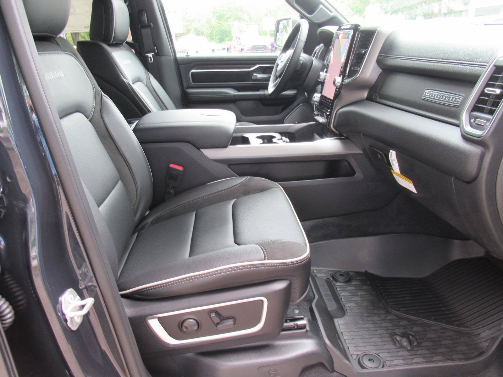 2027 RAM 1500 RAM 1500 LARAMIE CREW CAB 4X4 5'7' BOX
