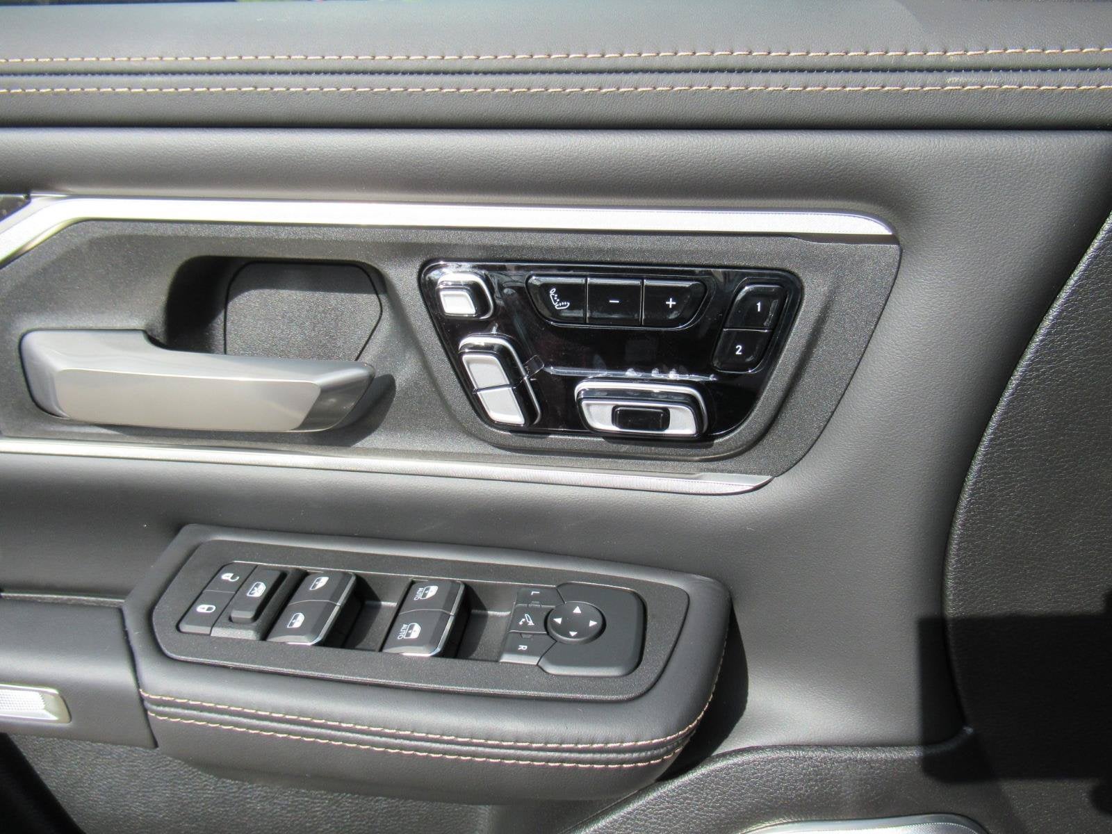 2027 RAM 1500 RAM 1500 TUNGSTEN CREW CAB 4X4 5'7' BOX