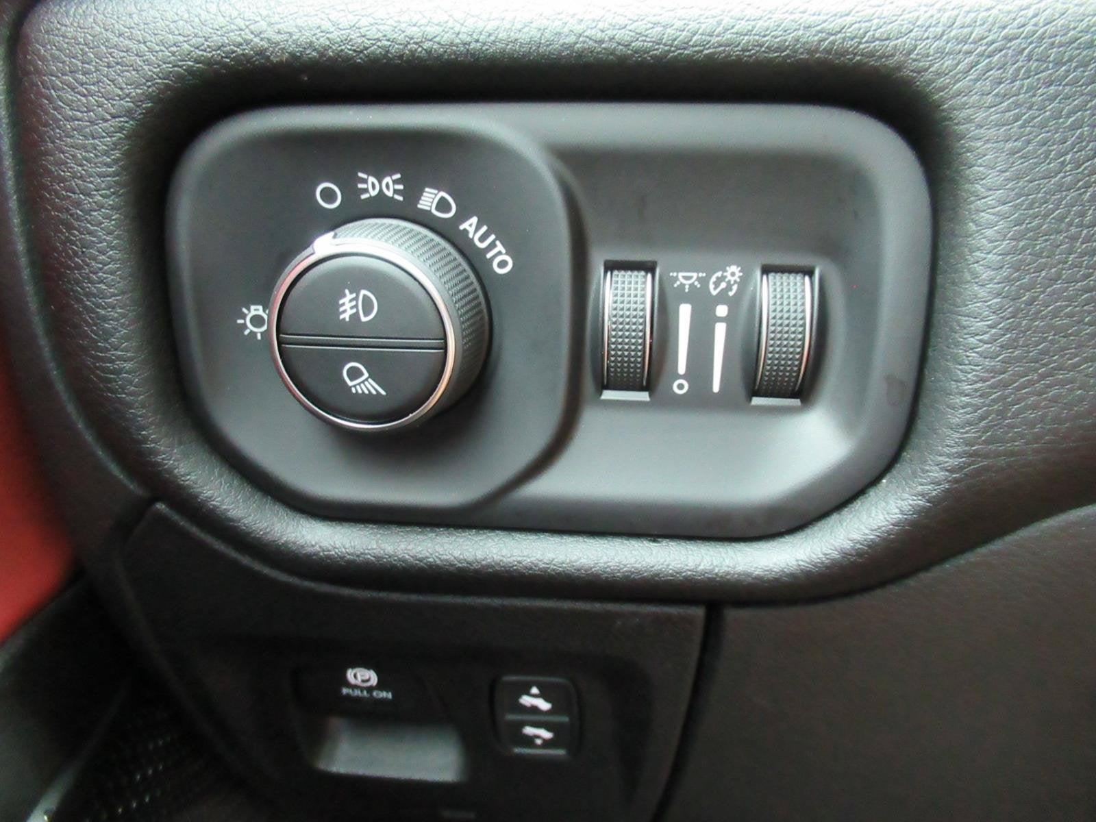 2026 RAM 1500 Rebel Crew Cab 4x4 5'7' Box