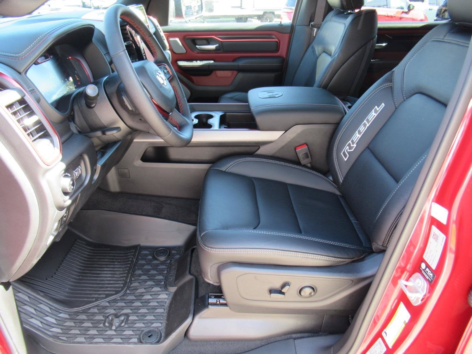 2027 RAM Ram 1500 RAM 1500 REBEL CREW CAB 4X4 5'7' BOX