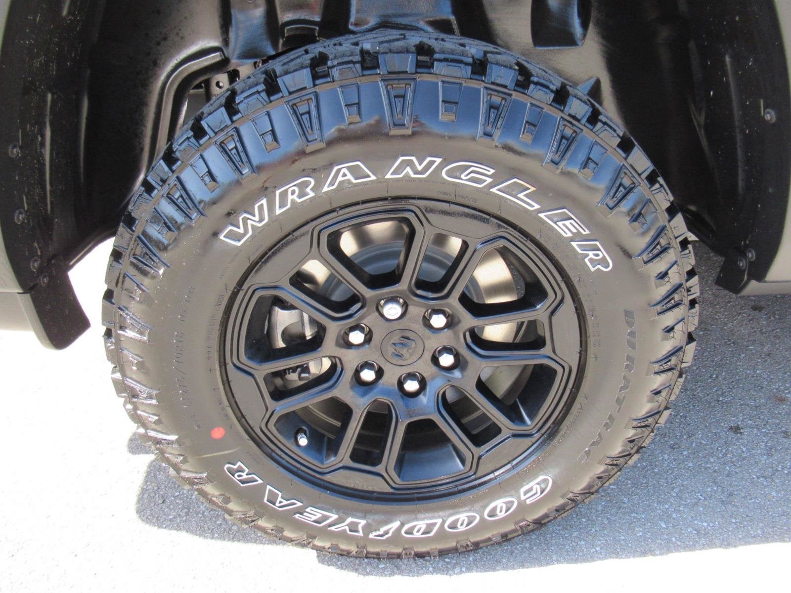 2027 RAM Ram 1500 RAM 1500 REBEL CREW CAB 4X4 5'7' BOX