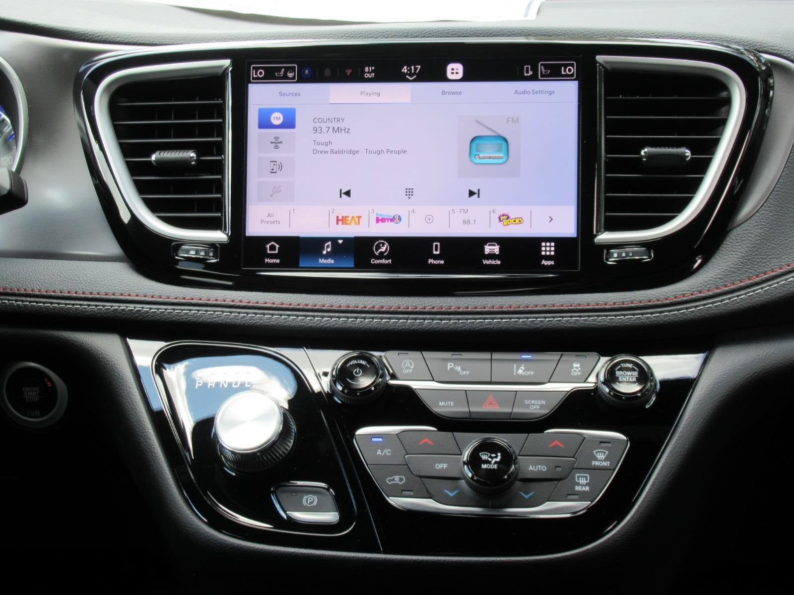 2027 Chrysler Pacifica PACIFICA SELECT