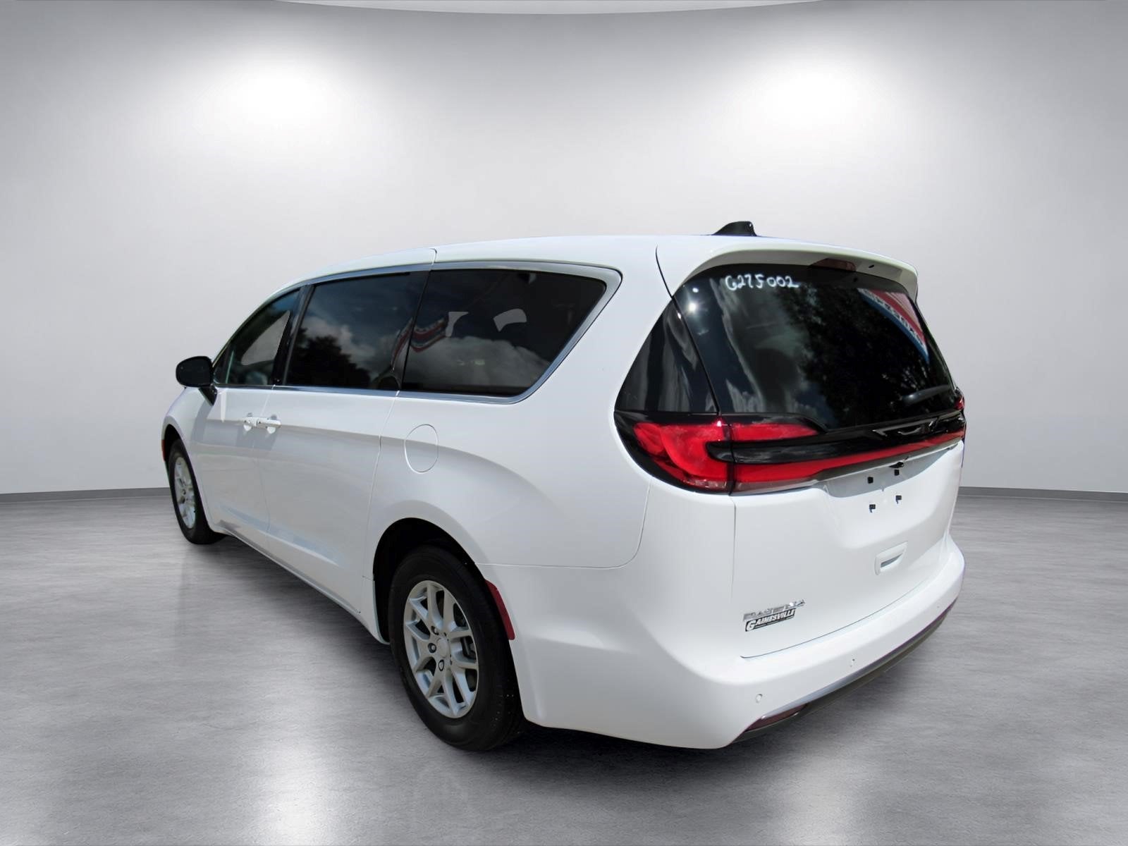 2027 Chrysler Pacifica PACIFICA SELECT