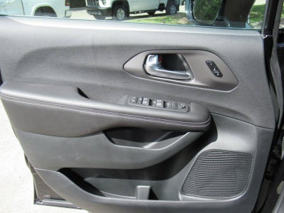 2027 Chrysler Pacifica PACIFICA SELECT