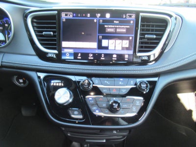2027 Chrysler Pacifica PACIFICA SELECT