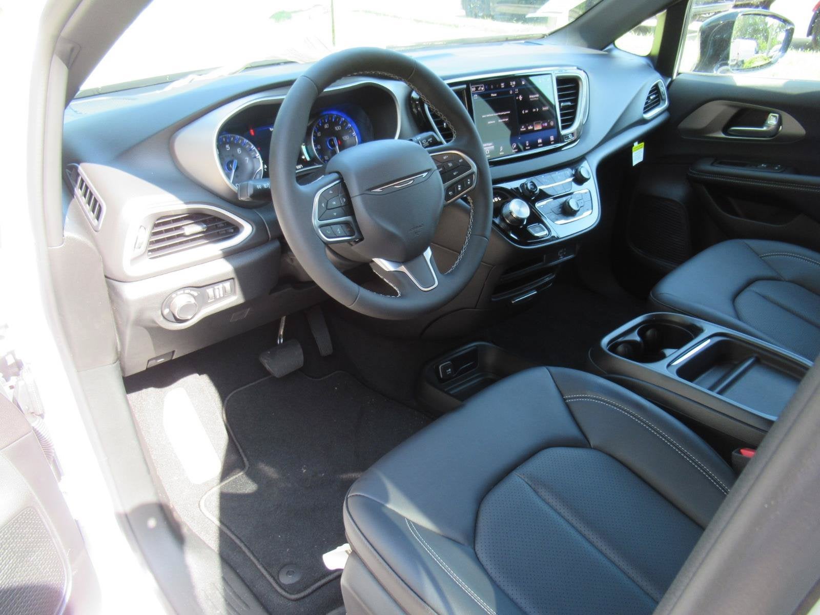 2027 Chrysler Pacifica PACIFICA LX