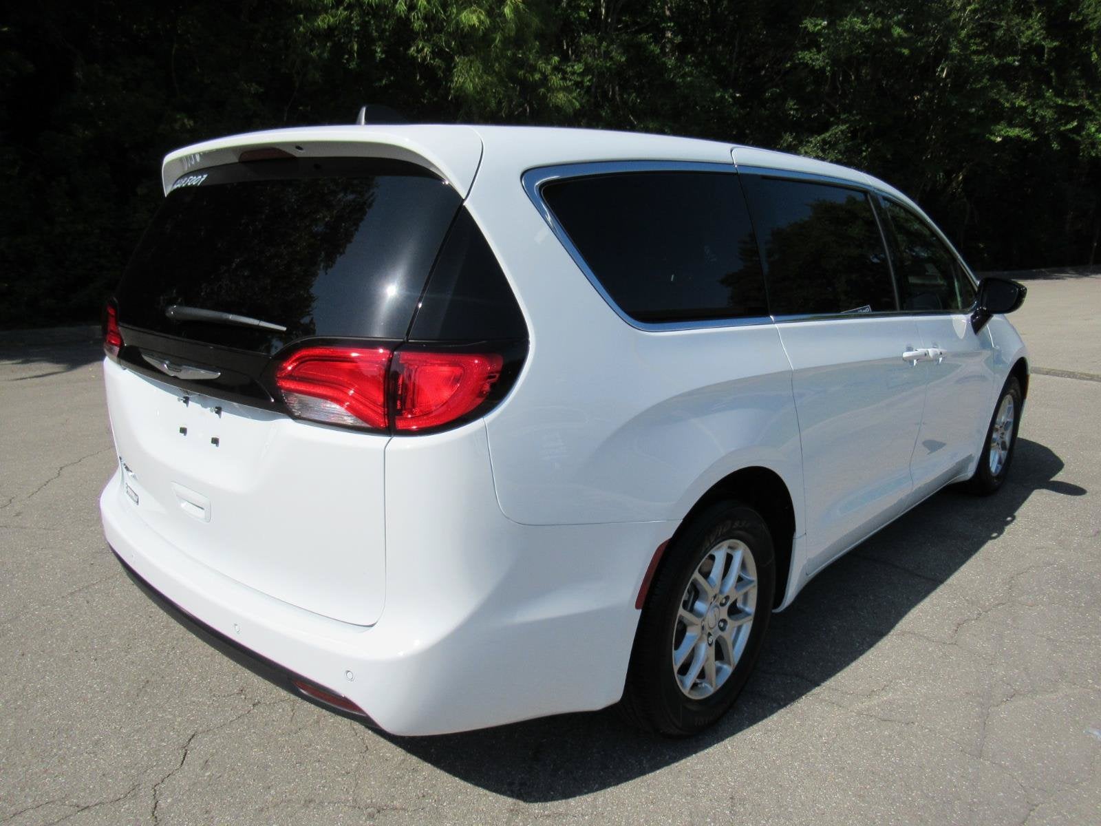 2027 Chrysler Pacifica PACIFICA LX