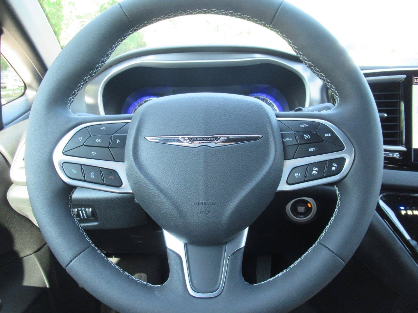 2026 Chrysler Voyager VOYAGER LX