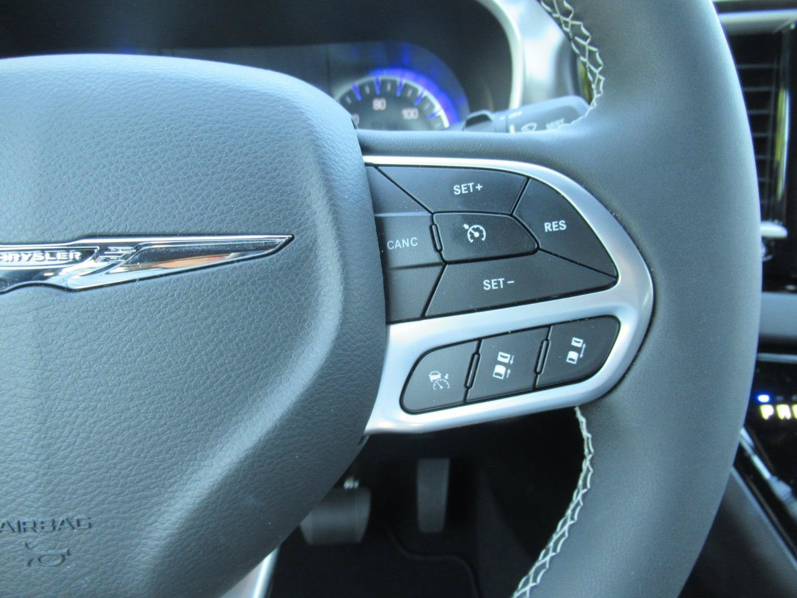 2026 Chrysler Voyager VOYAGER LX