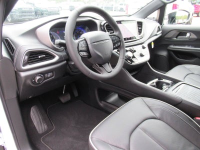 2027 Chrysler Pacifica PACIFICA LIMITED