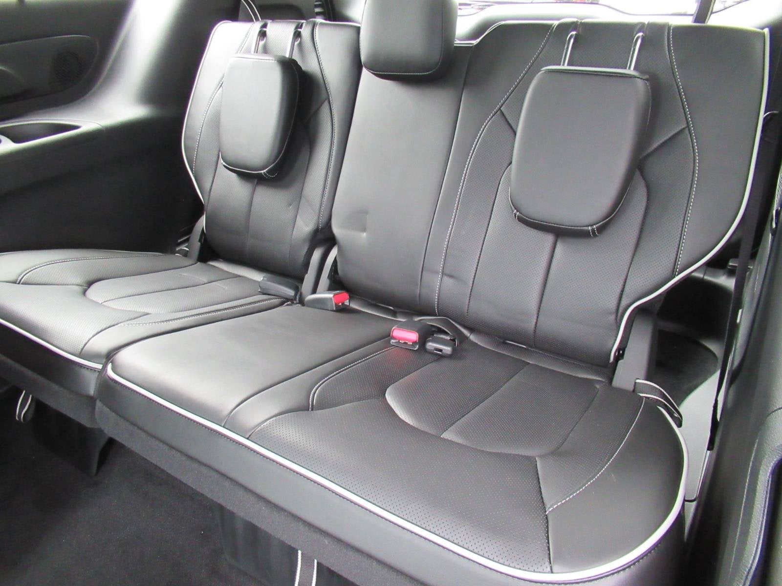2027 Chrysler Pacifica PACIFICA LIMITED