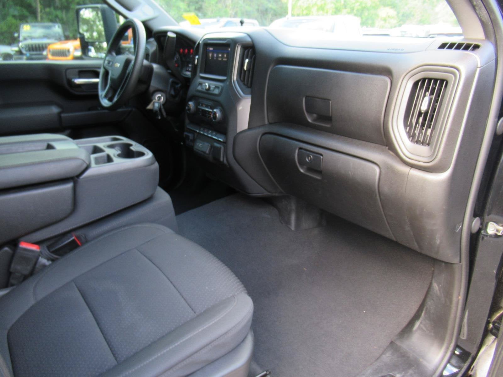 2023 Chevrolet Silverado 2500HD 4WD Crew Cab Standard Bed Custom