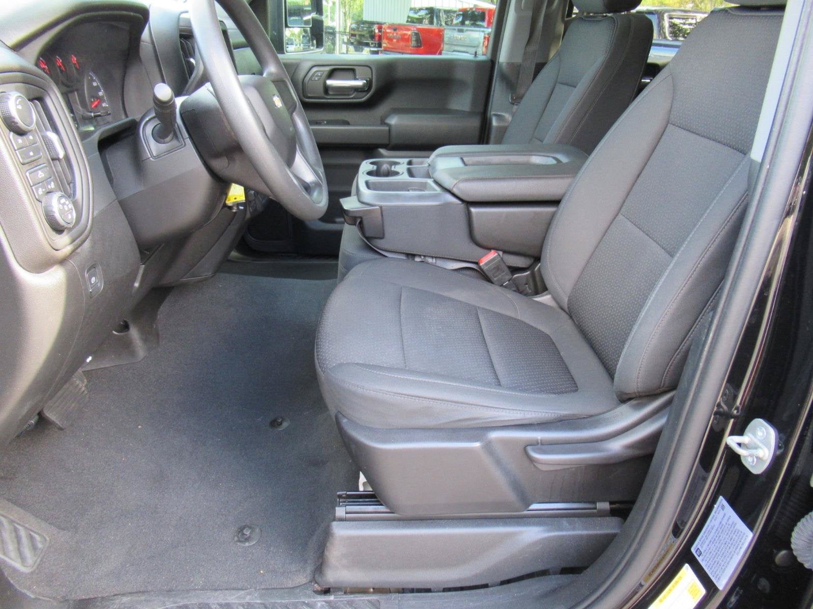 2023 Chevrolet Silverado 2500HD 4WD Crew Cab Standard Bed Custom