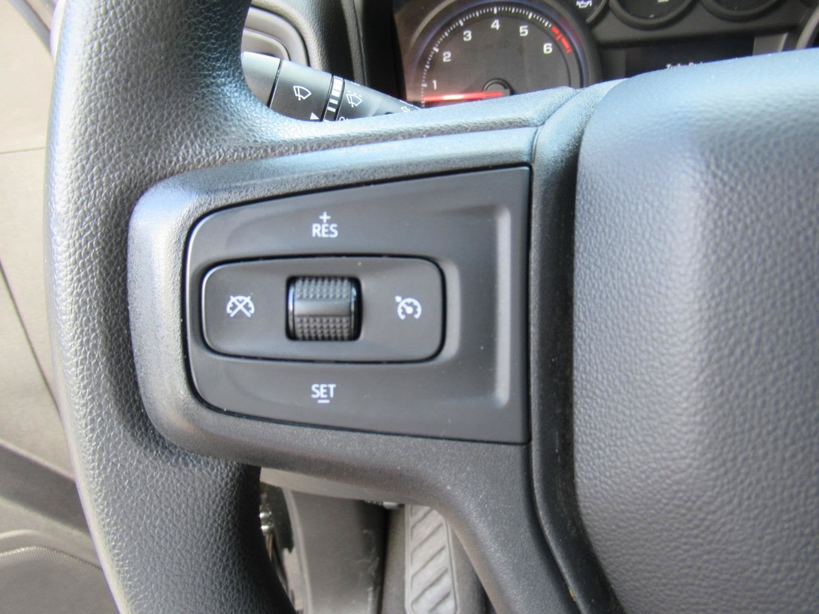 2023 Chevrolet Silverado 2500HD 4WD Crew Cab Standard Bed Custom