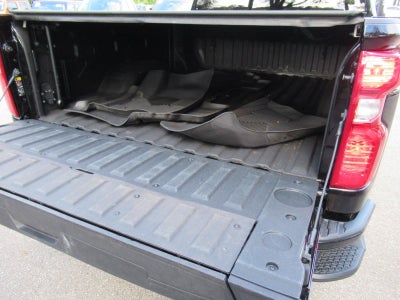 2023 Chevrolet Silverado 2500HD 4WD Crew Cab Standard Bed Custom