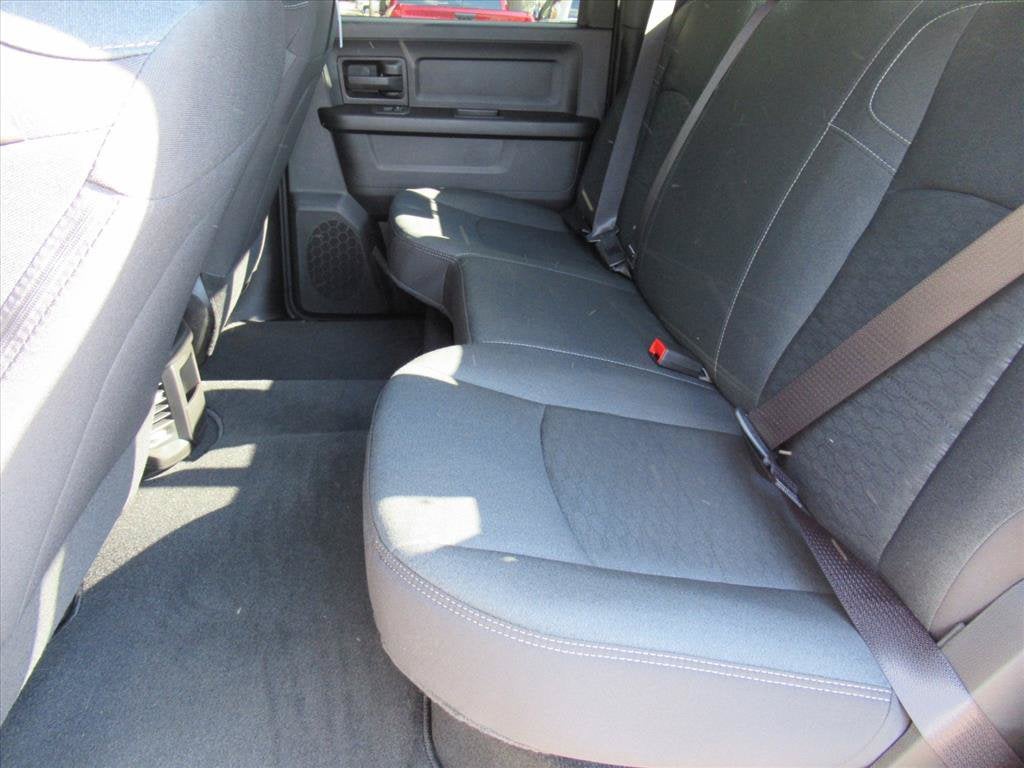2026 RAM 2500 RAM 2500 BLACK EXPRESS CREW CAB 4X4 6'4' BOX