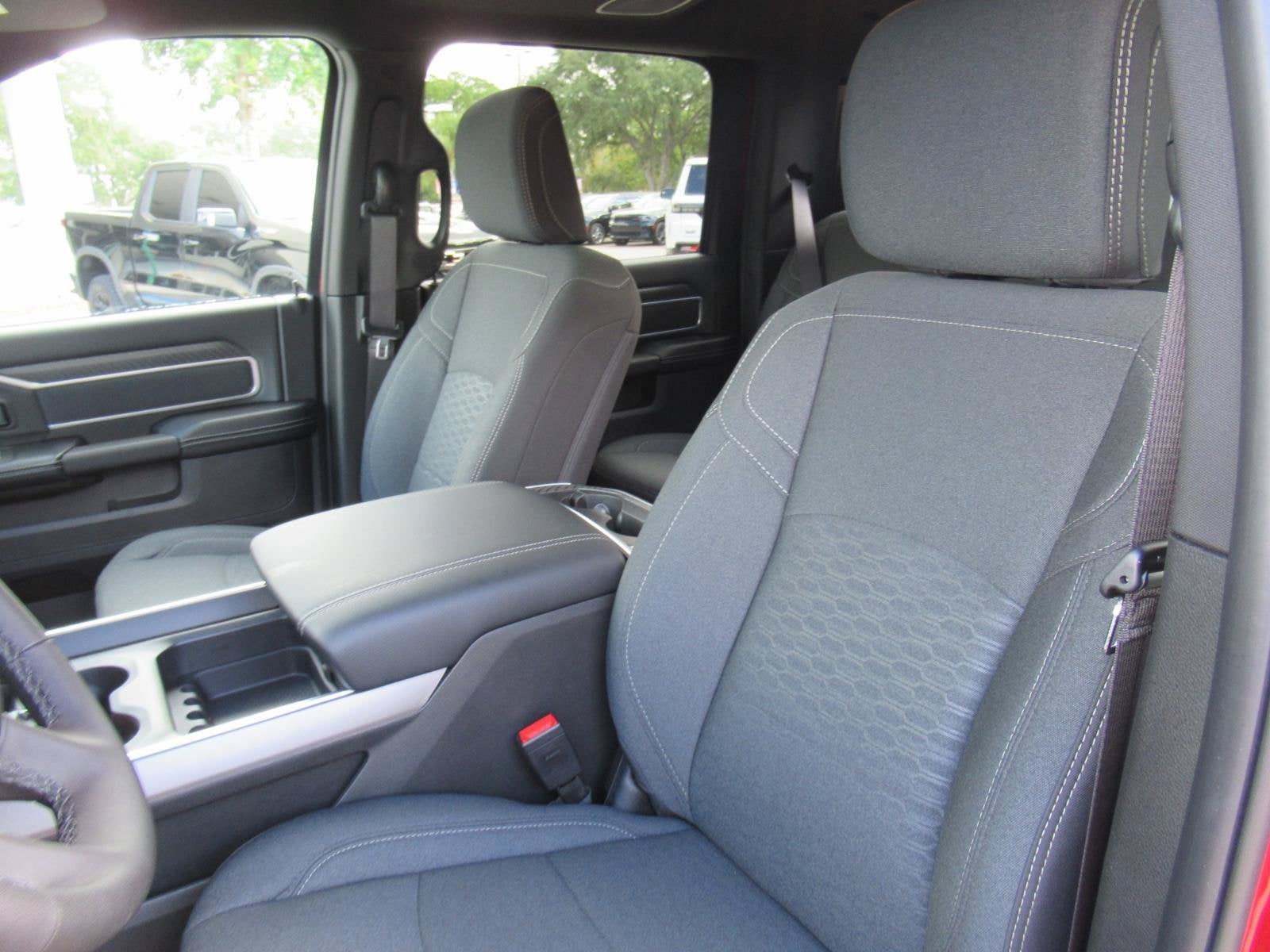 2027 RAM Ram 2500 RAM 2500 BIG HORN CREW CAB 4X4 6'4' BOX