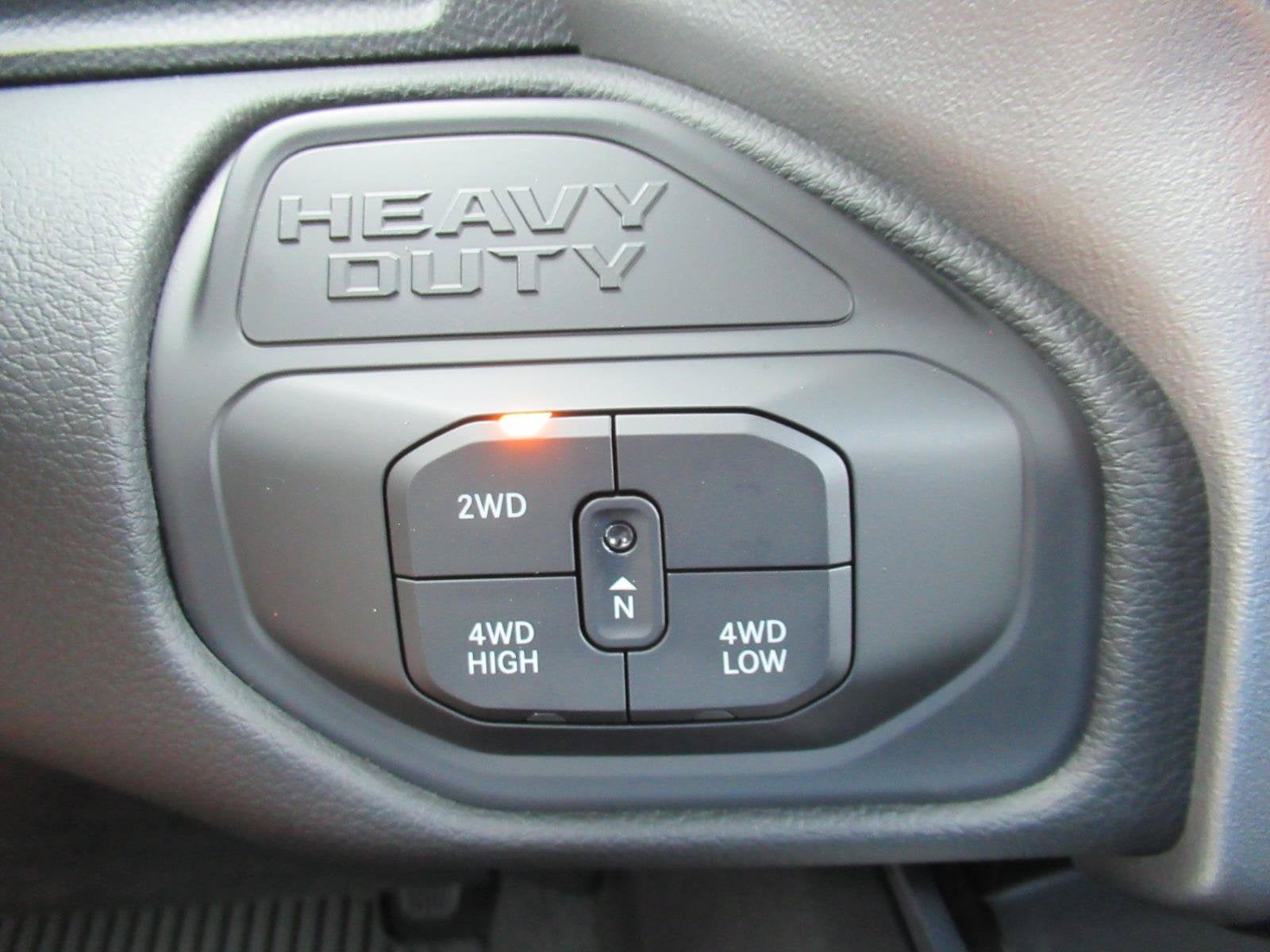 2027 RAM Ram 2500 RAM 2500 BIG HORN CREW CAB 4X4 6'4' BOX