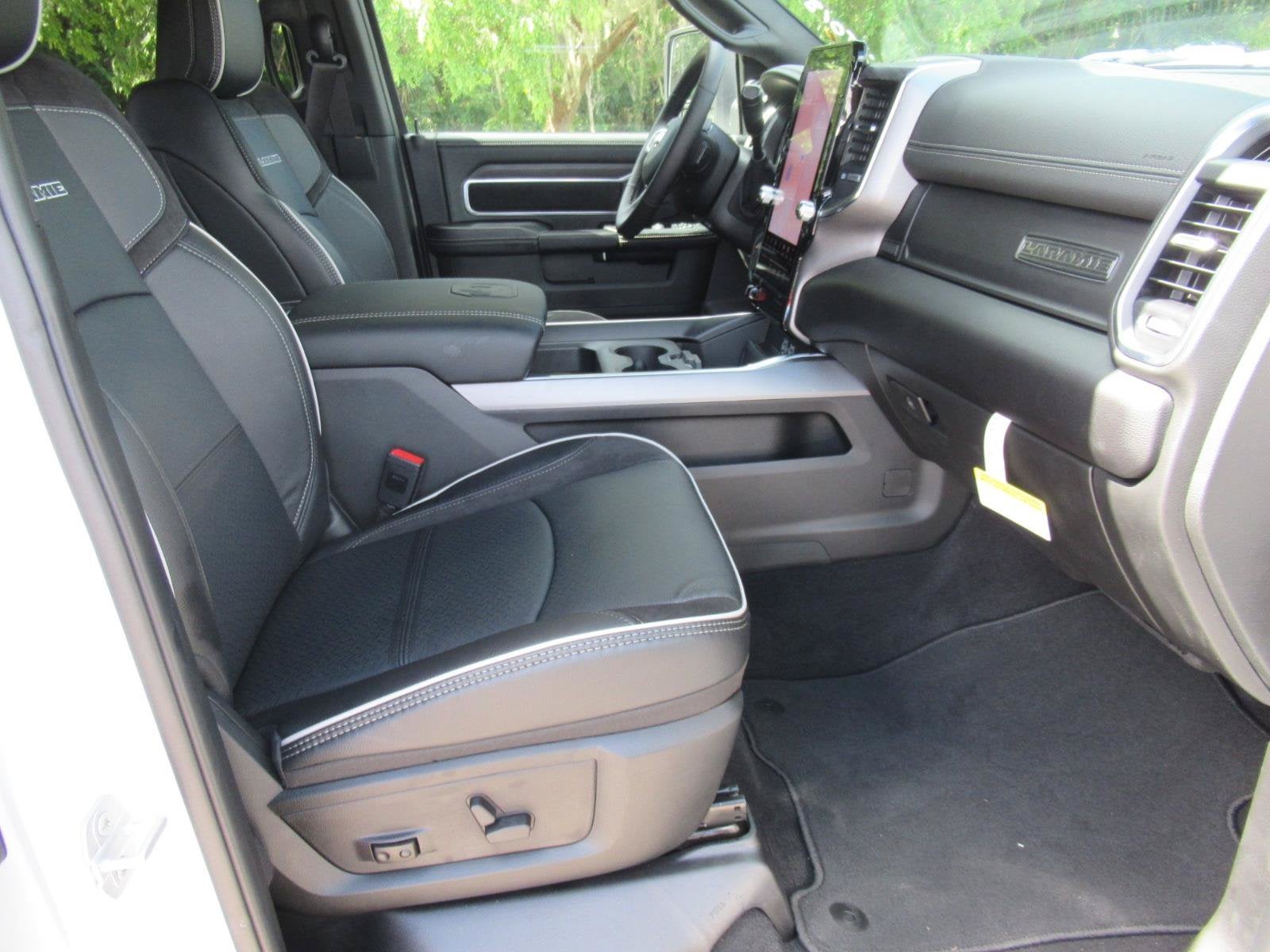 2027 RAM Ram 2500 RAM 2500 LARAMIE CREW CAB 4X4 6'4' BOX