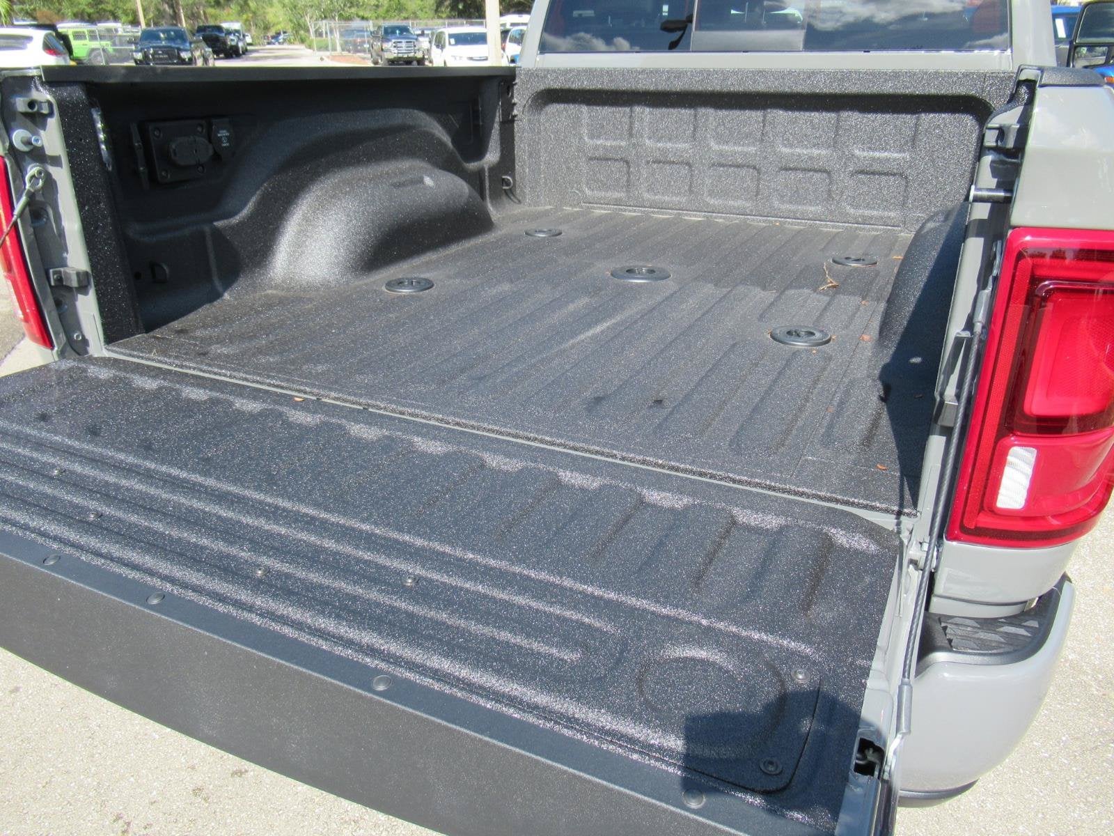 2027 RAM 2500 RAM 2500 LARAMIE CREW CAB 4X4 6'4' BOX