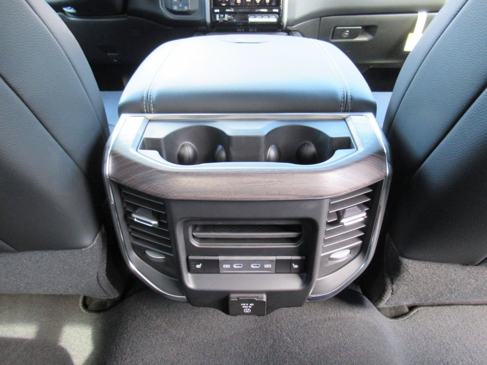 2027 RAM 2500 RAM 2500 LARAMIE CREW CAB 4X4 6'4' BOX