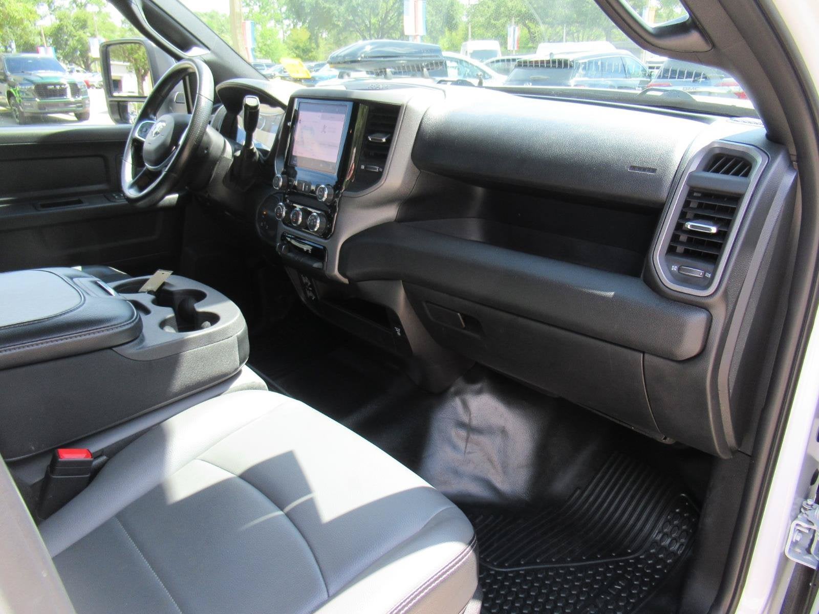 2026 RAM 3500 Tradesman Crew Cab 4x4 8' Box