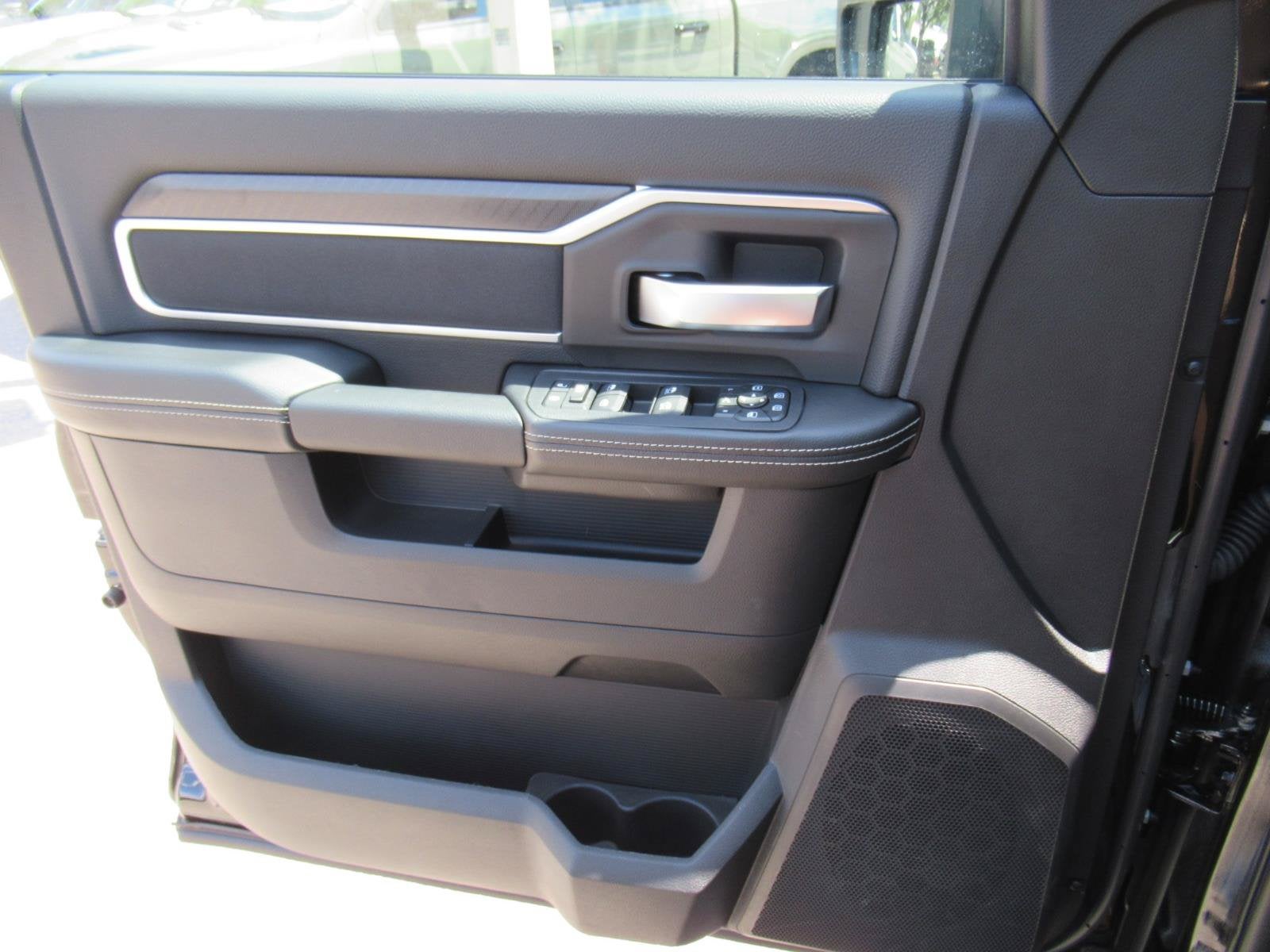 2026 RAM Ram 3500 RAM 3500 BIG HORN CREW CAB 4X4 8' BOX