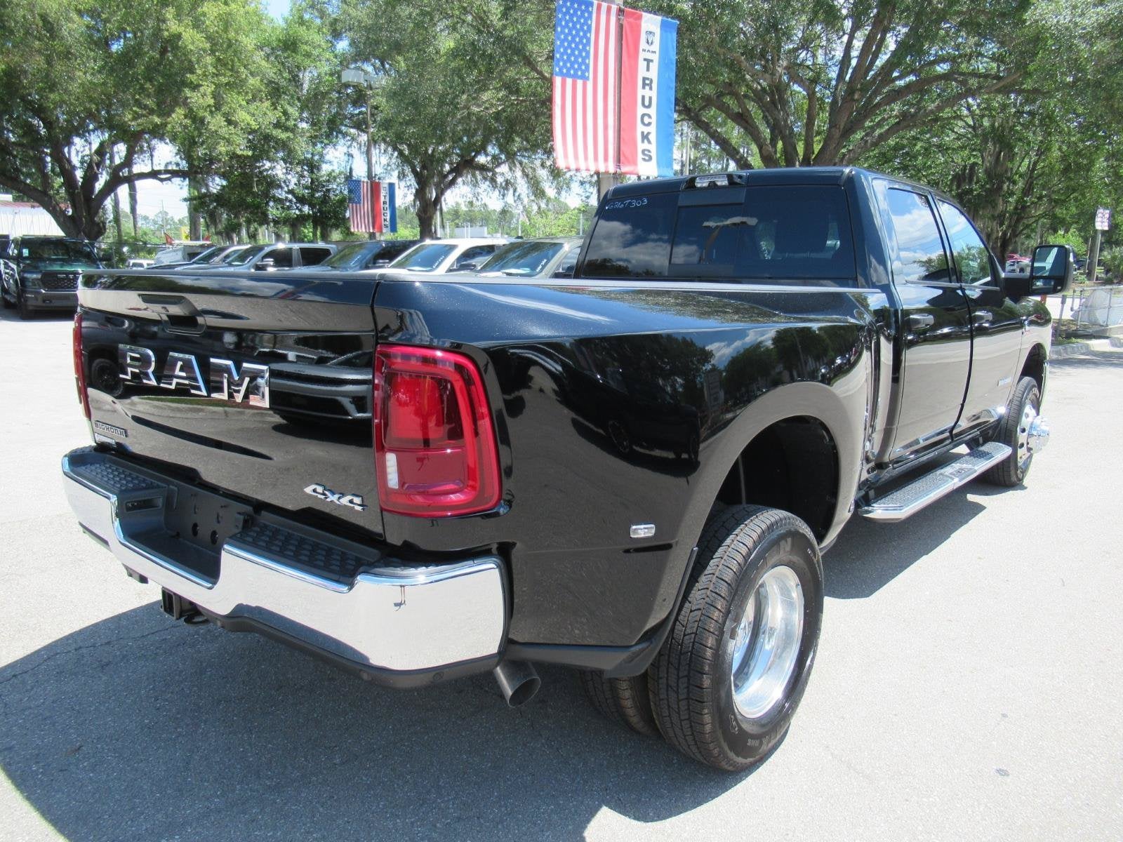 2026 RAM Ram 3500 RAM 3500 BIG HORN CREW CAB 4X4 8' BOX