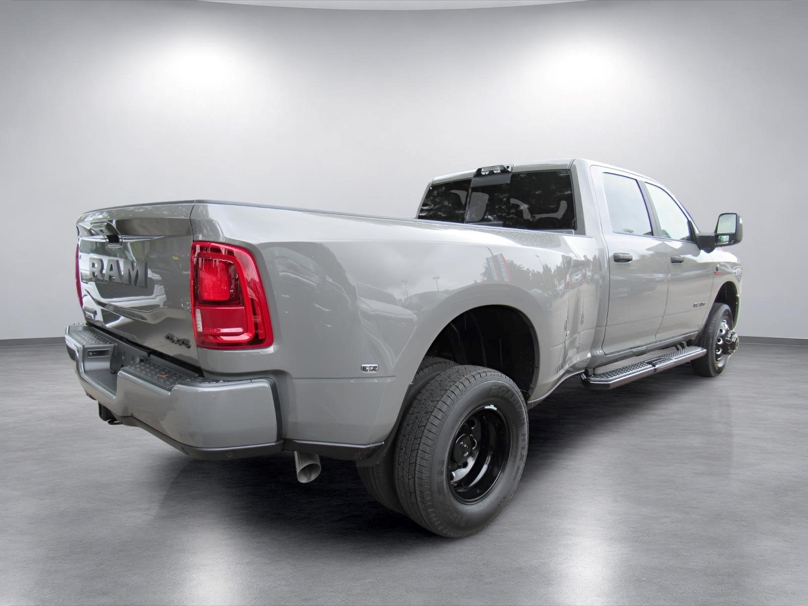 2027 RAM 3500 RAM 3500 BIG HORN CREW CAB 4X4 8' BOX