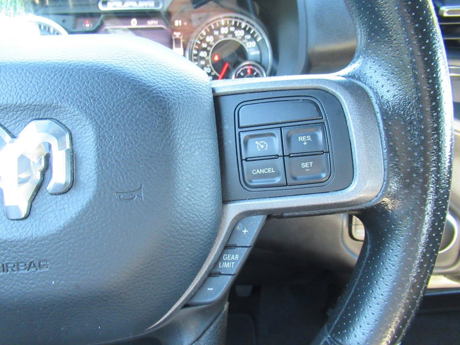 2022 RAM 2500 Tradesman Crew Cab 4x4 8' Box