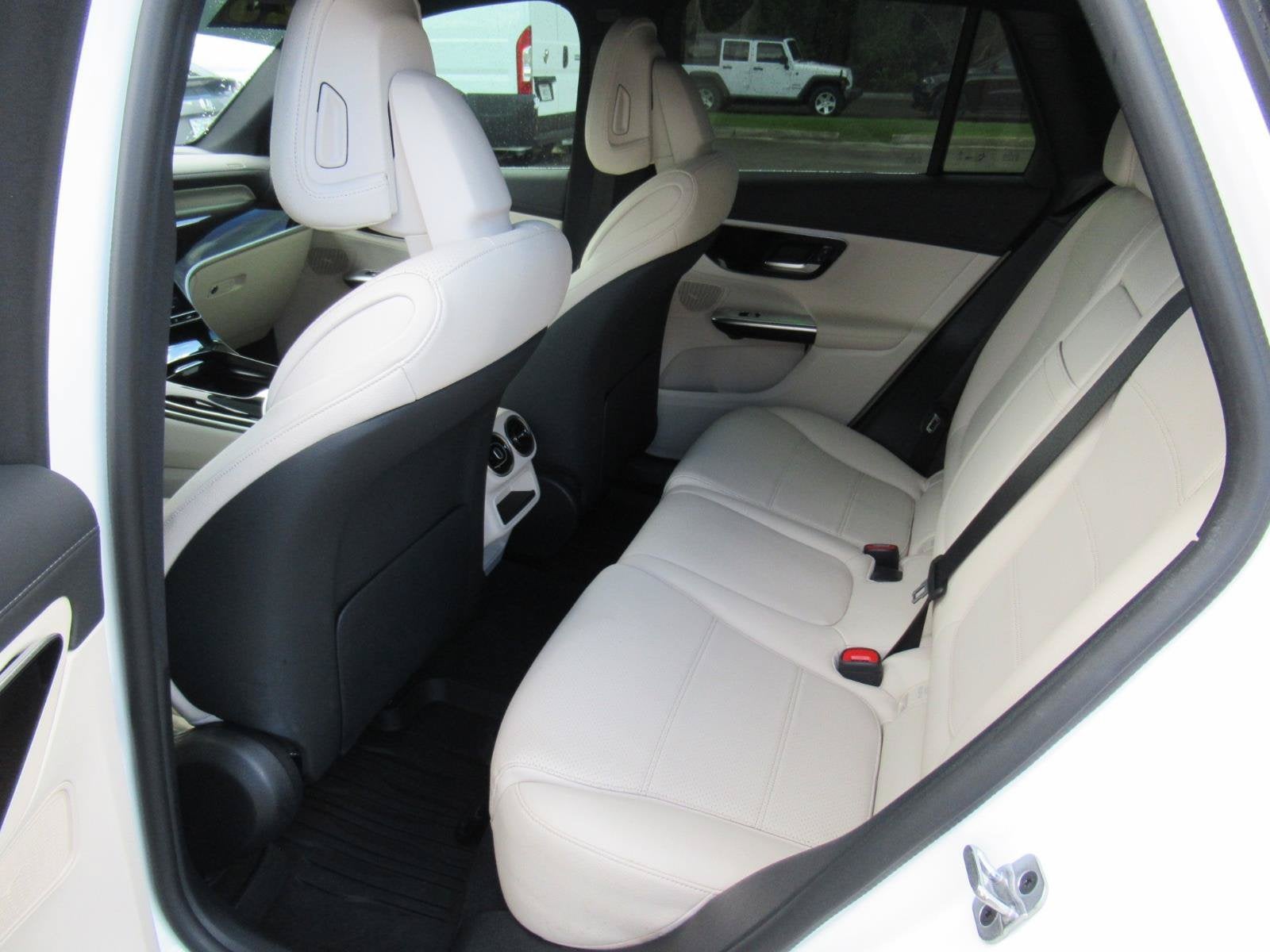 2023 Mercedes-Benz GLC 300 SUV