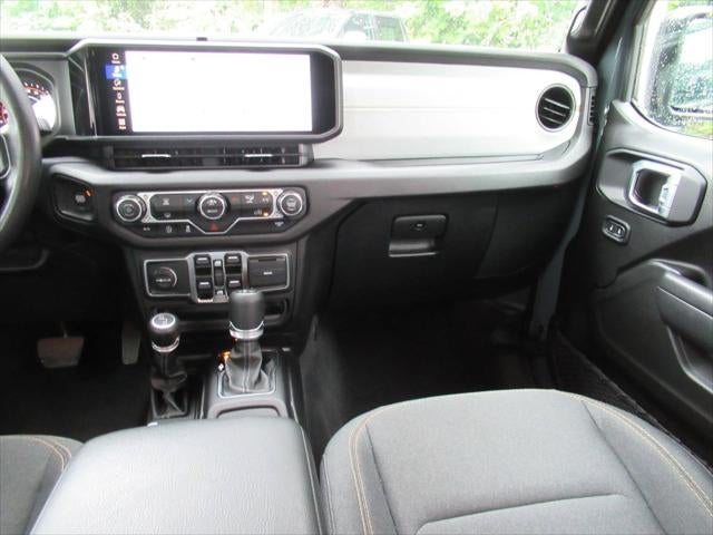 2025 Jeep Wrangler 4-Door Sport 4x4