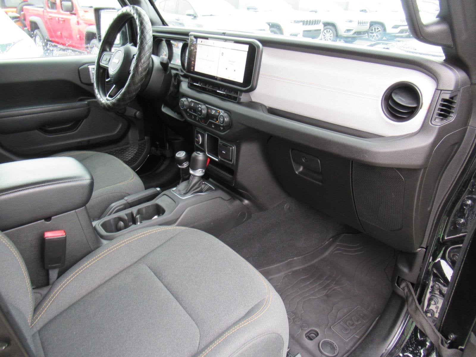 2024 Jeep Wrangler 4-Door Sport 4x4