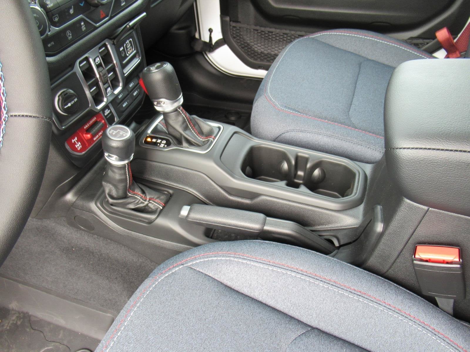 2026 Jeep Wrangler 4-Door Sport