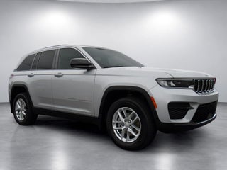 2026 Jeep Grand Cherokee GRAND CHEROKEE LAREDO X 4X2