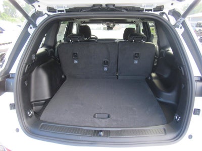 2027 Jeep Grand Cherokee GRAND CHEROKEE LAREDO X 4X2