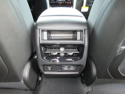 2027 Jeep Grand Cherokee GRAND CHEROKEE LAREDO X 4X2