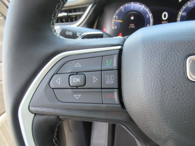 2026 Jeep Grand Cherokee GRAND CHEROKEE LAREDO X 4X2