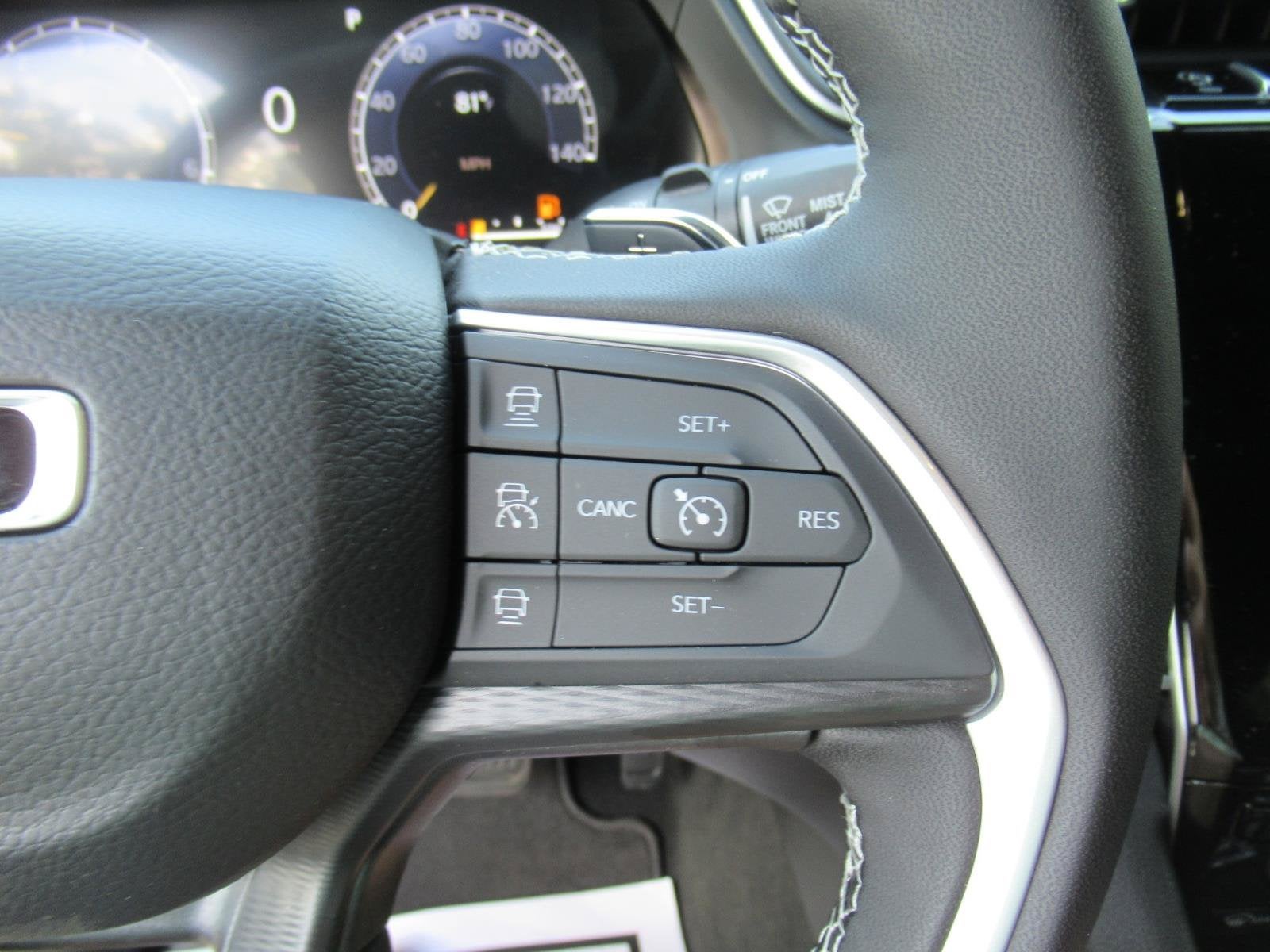 2026 Jeep Grand Cherokee GRAND CHEROKEE LAREDO X 4X2