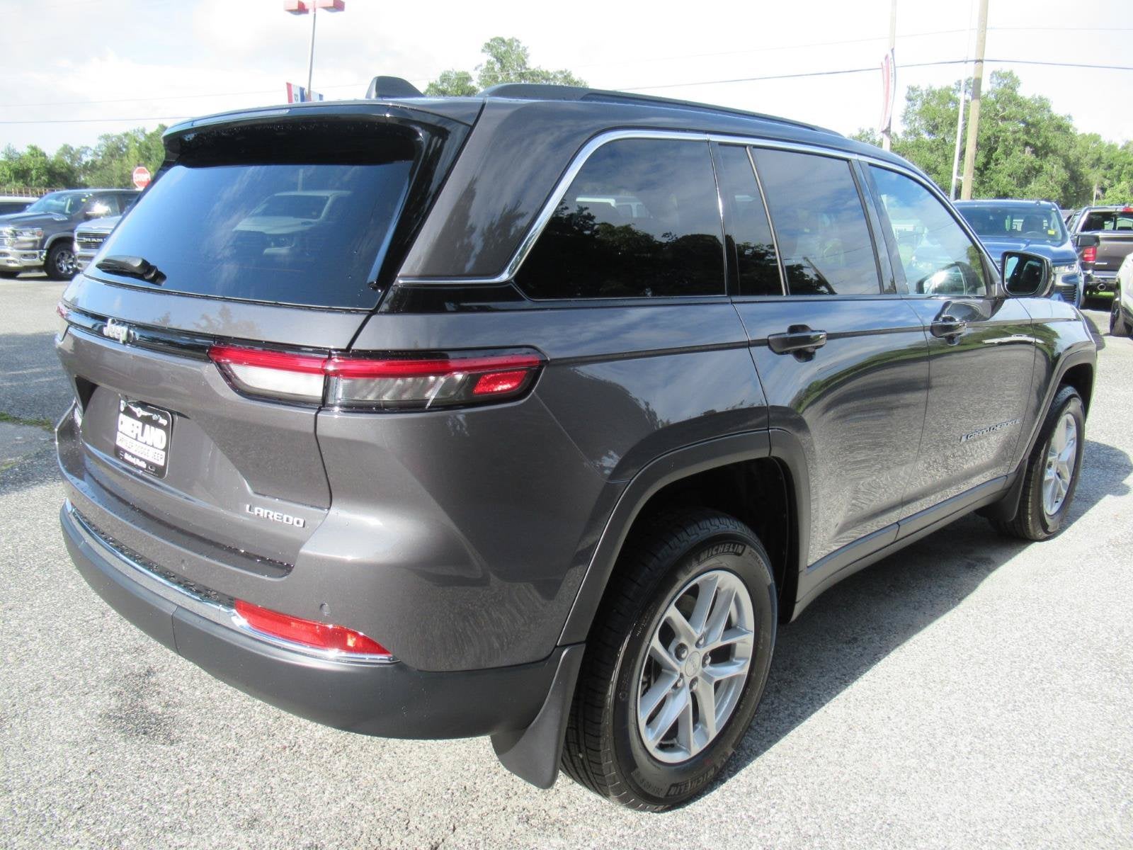 2026 Jeep Grand Cherokee GRAND CHEROKEE LAREDO X 4X2