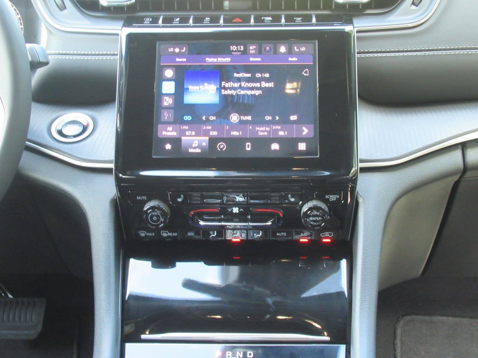 2026 Jeep Grand Cherokee GRAND CHEROKEE LAREDO X 4X2