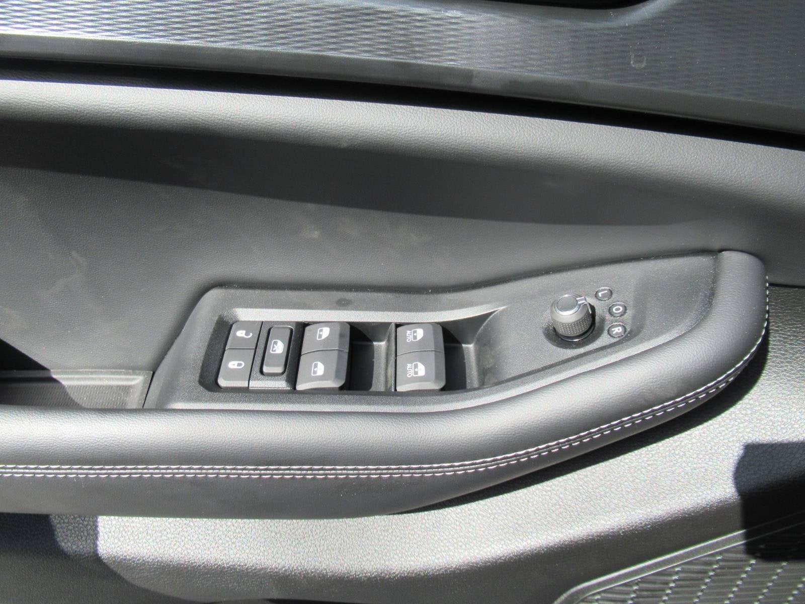 2026 Jeep Grand Cherokee GRAND CHEROKEE LAREDO X 4X2