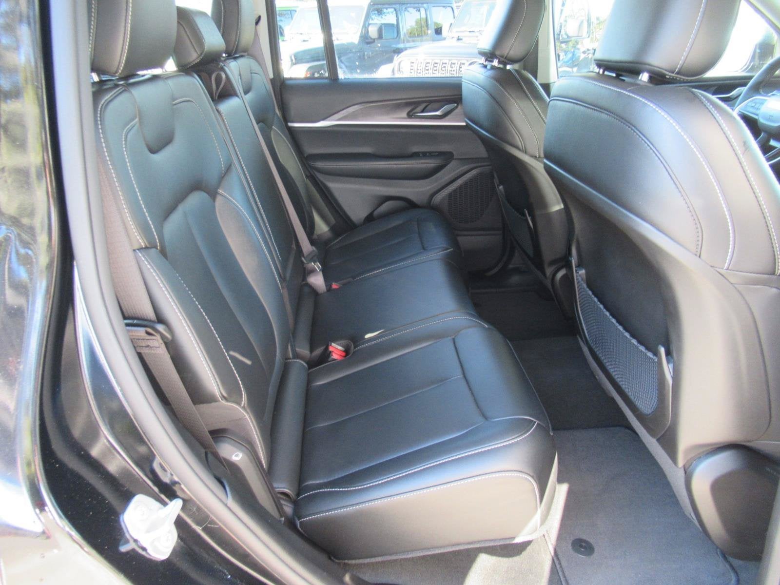 2024 Jeep Grand Cherokee Limited 4x2
