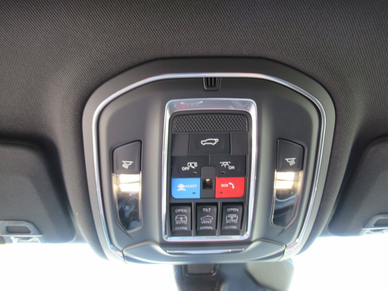 2027 Jeep Grand Cherokee GRAND CHEROKEE LIMITED 4X2