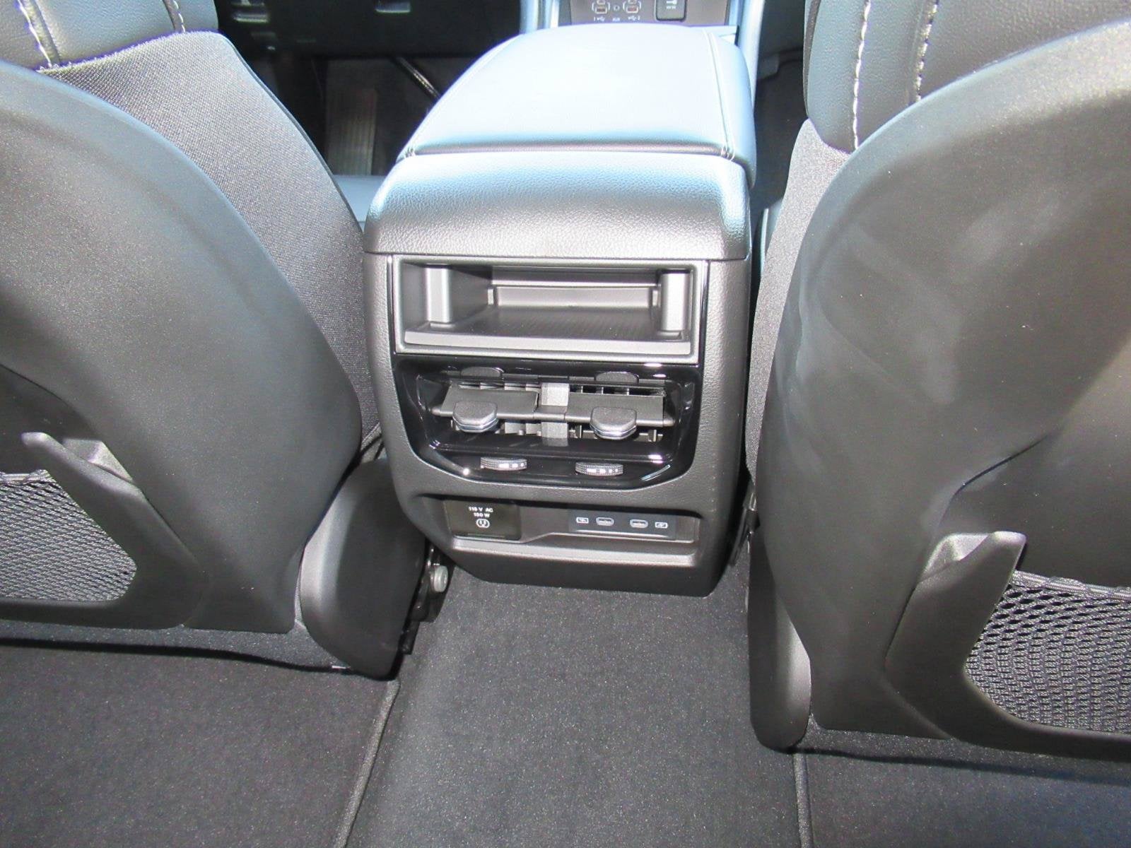 2027 Jeep Grand Cherokee GRAND CHEROKEE LIMITED 4X2