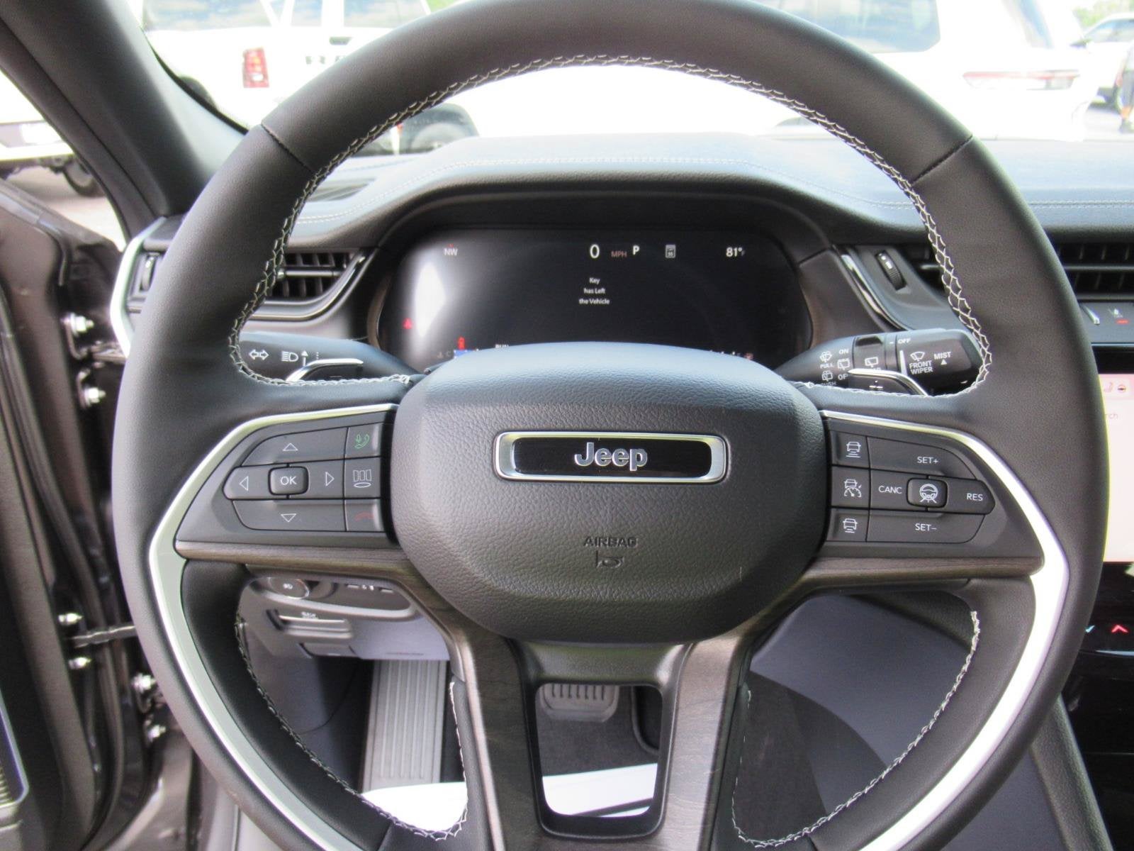 2026 Jeep Grand Cherokee GRAND CHEROKEE LIMITED 4X2