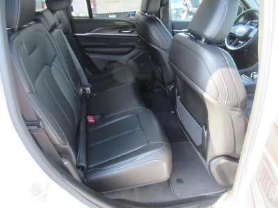 2027 Jeep Grand Cherokee GRAND CHEROKEE LIMITED 4X2