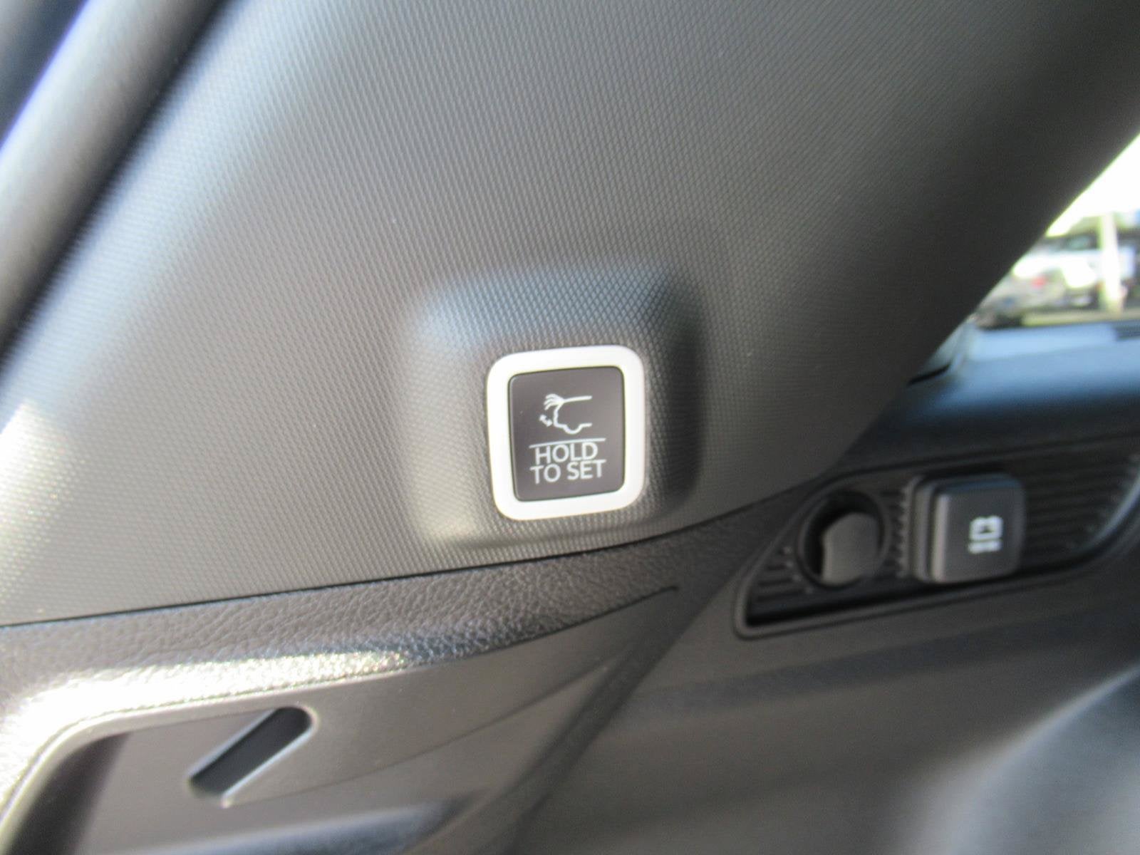 2027 Jeep Grand Cherokee GRAND CHEROKEE LIMITED 4X2