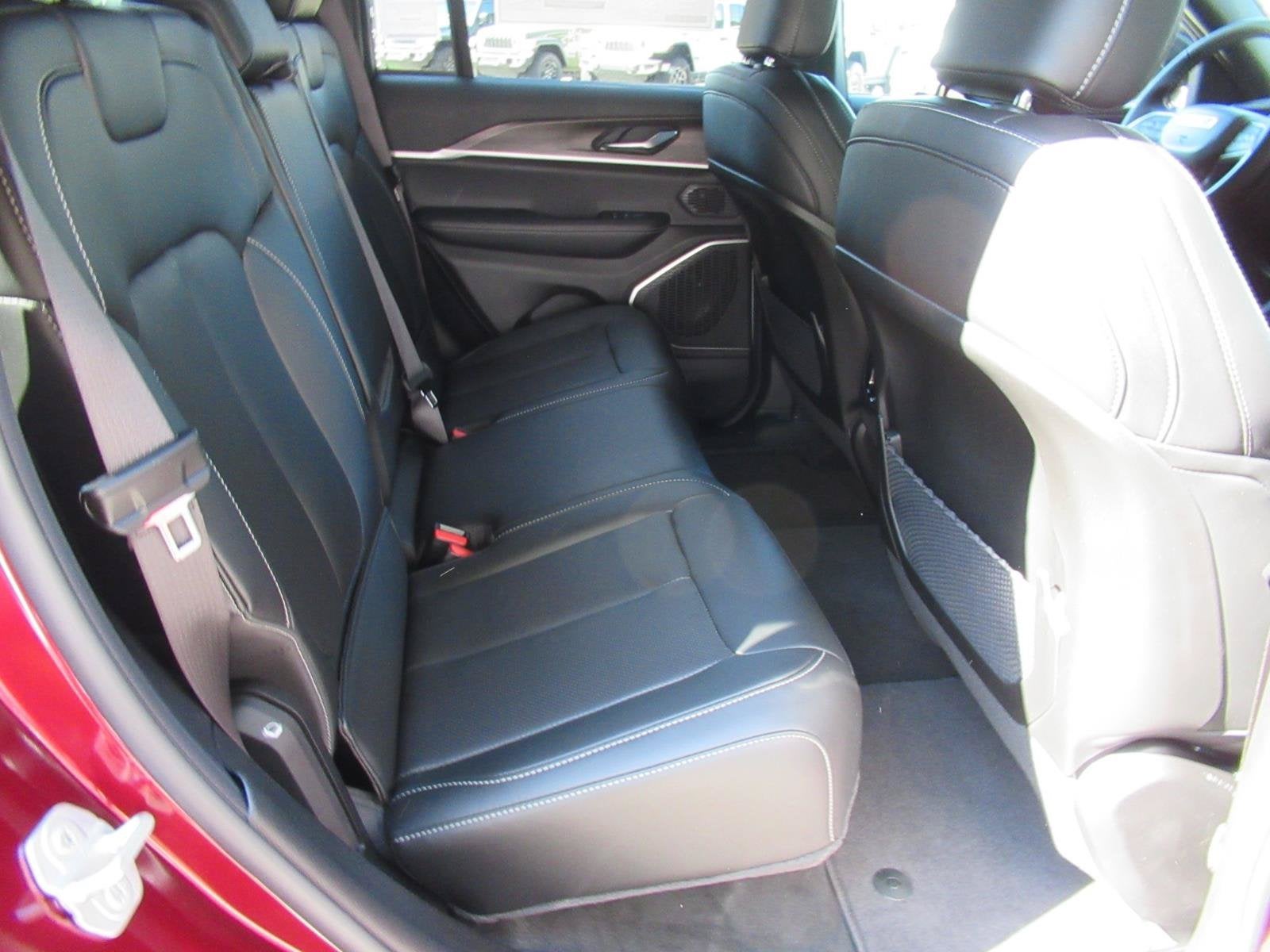 2026 Jeep Grand Cherokee GRAND CHEROKEE LIMITED 4X2