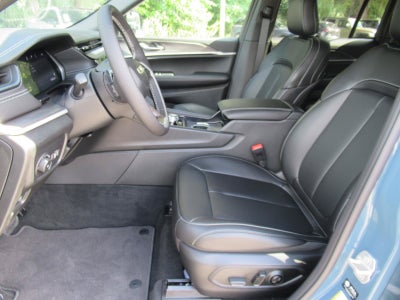 2027 Jeep Grand Cherokee GRAND CHEROKEE LIMITED 4X2